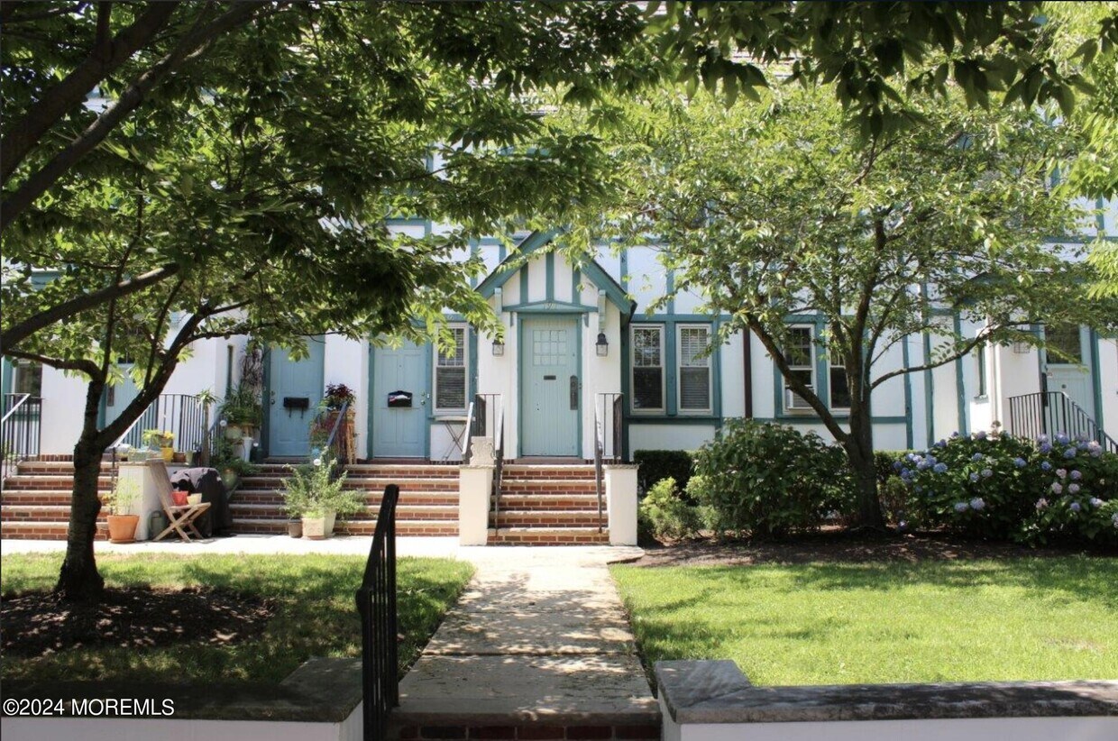 Primary Photo - 190 Broad St