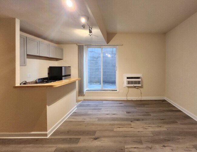 Foto del edificio - 1504 N Dearborn Pkwy