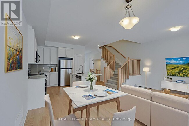 Photo du bâtiment - 506 Ingenuity Row