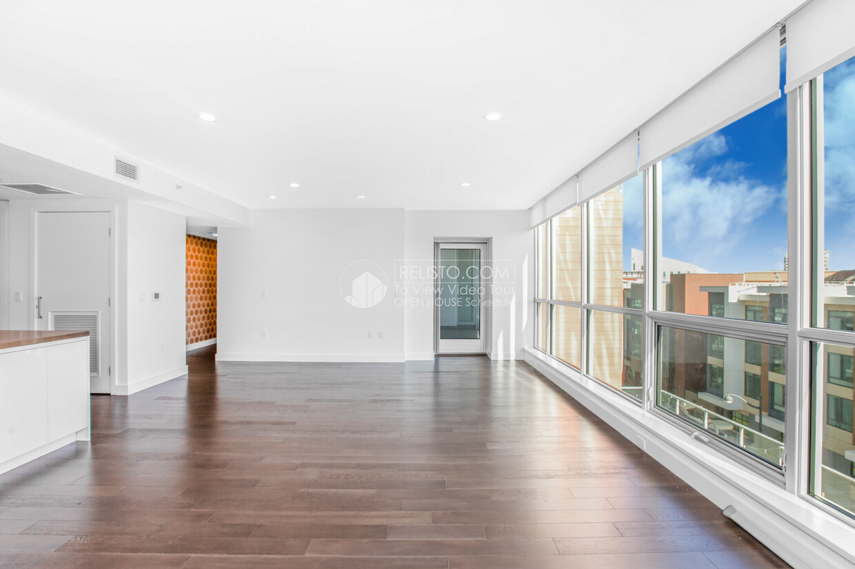 Foto principal - 718 Long Bridge Street