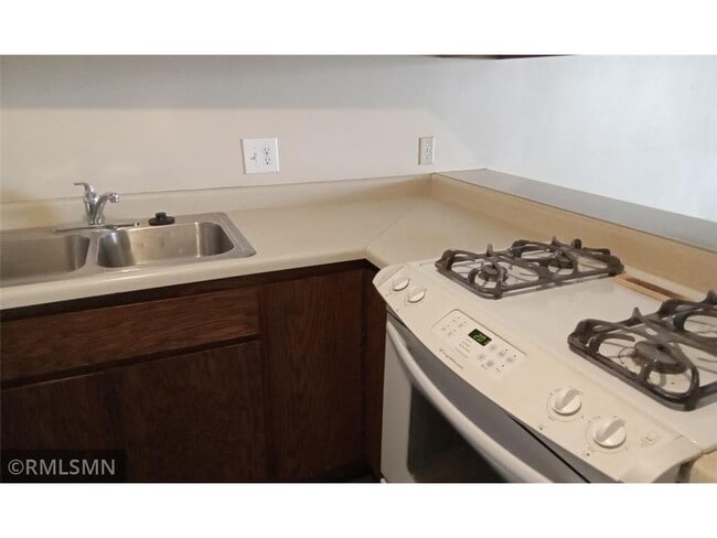 Building Photo - 2323 W Territorial Rd