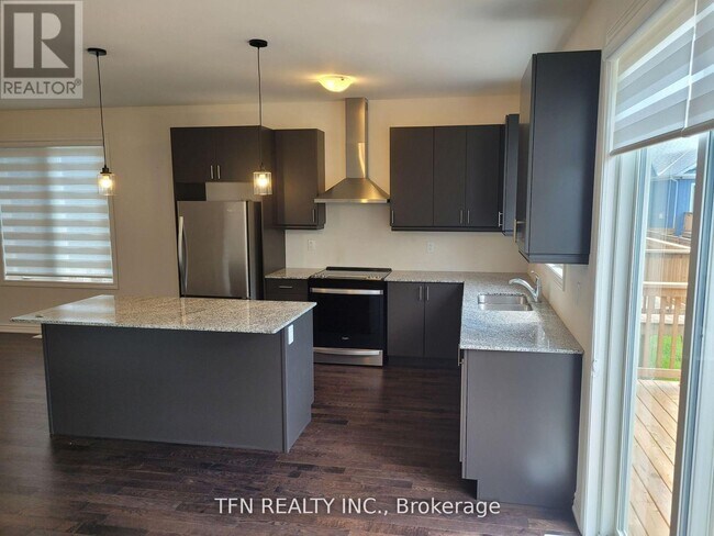 Photo du bâtiment - 3213 Mosley St