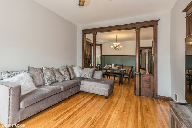 Foto del edificio - 1516 N Keystone Ave