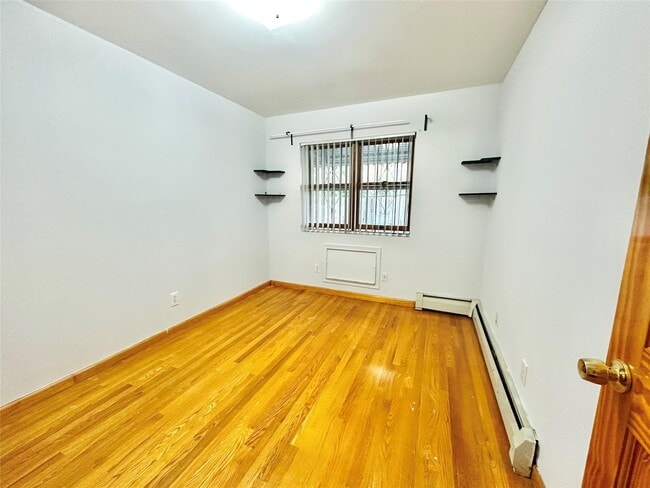 Building Photo - 43-23 215th Pl