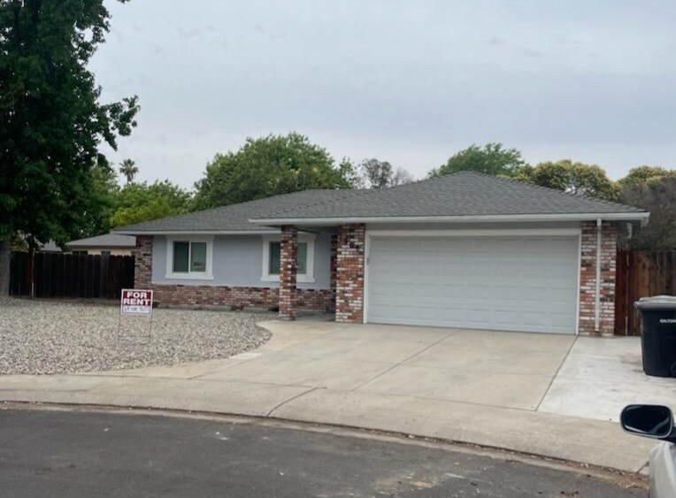 Welcome Home! - 1908 Vallejo Dr