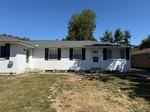 Building Photo - 480 Diven Ln