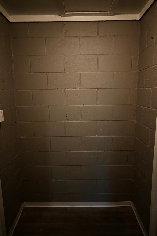 Hall Storage - 202 North St