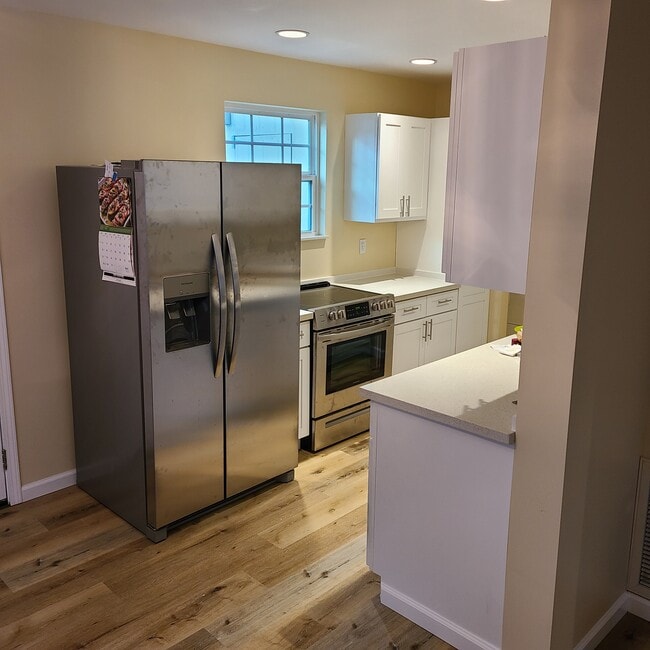 Kitchen1 - 9623 Irby St