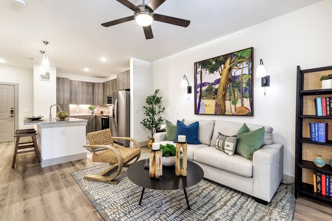 Avelyn Manor apartments — community photo - Avelyn Manor