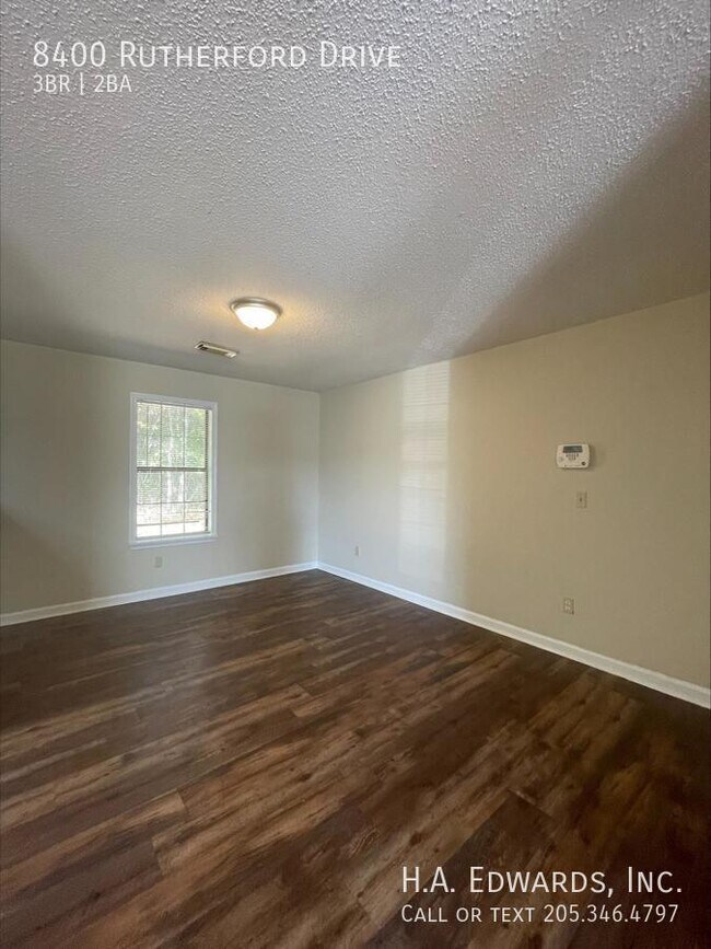 Building Photo - 8400 Rutherford Dr