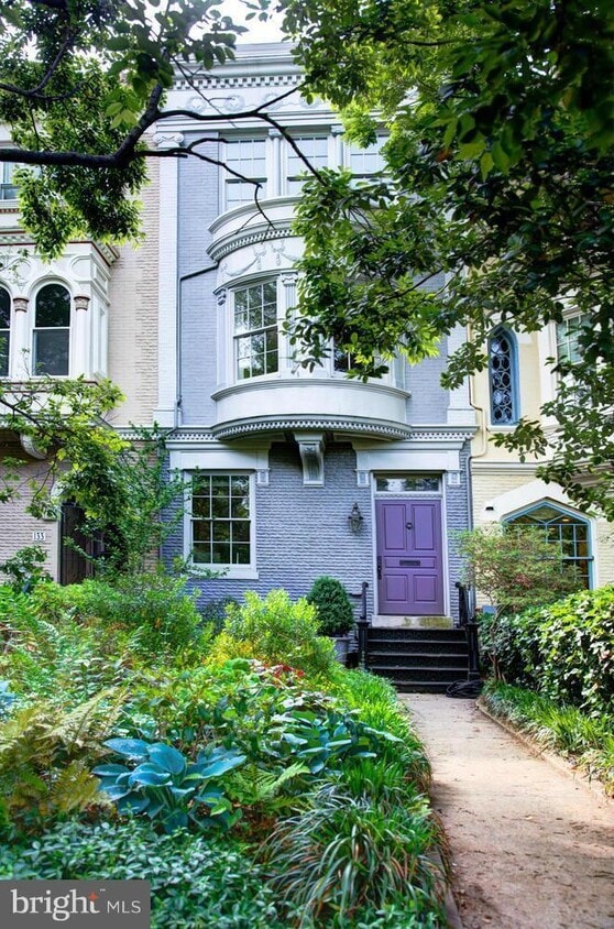 Primary Photo - 131 N Carolina Ave SE