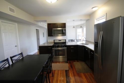 Building Photo - 7 bedroom in Providence RI