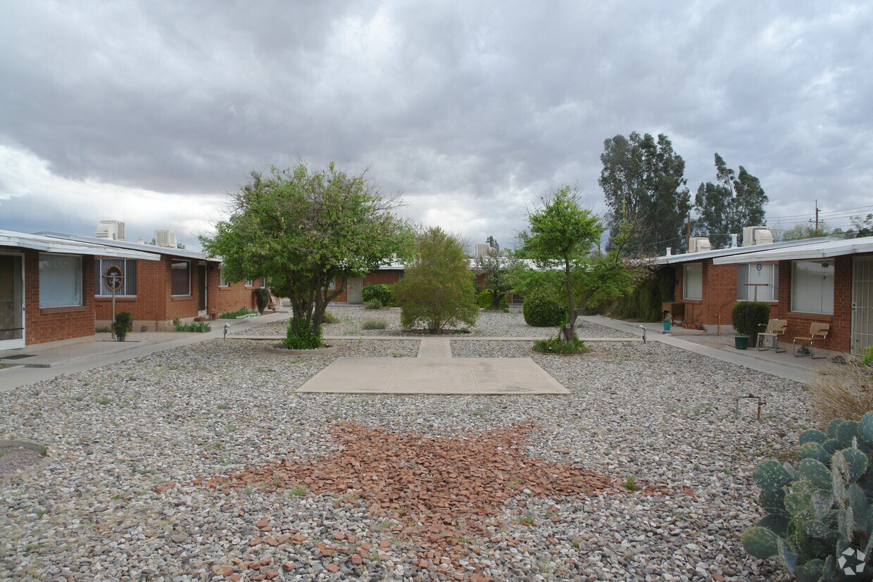 Foto del edificio - 4318-4336 E Pima St