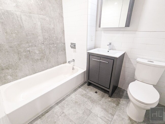 Foto del edificio - WEST 162 STREET