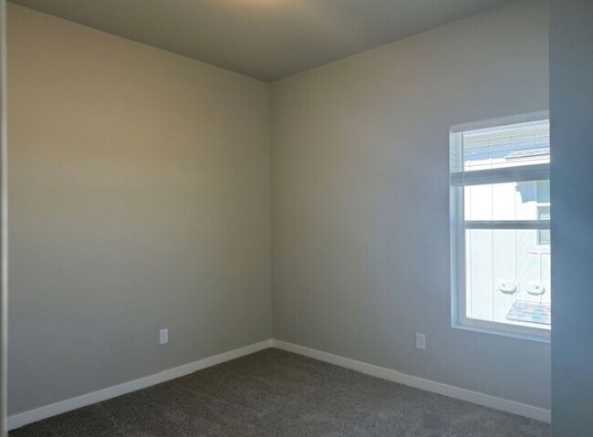 Foto del edificio - 1920 Howling Moon Way