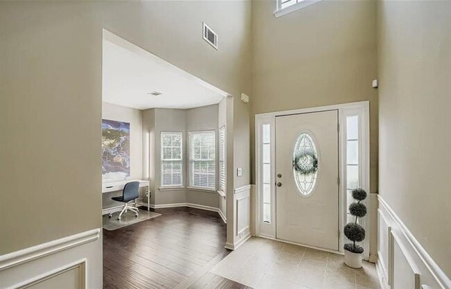 Foto del edificio - 1015 Pebble Creek Trail