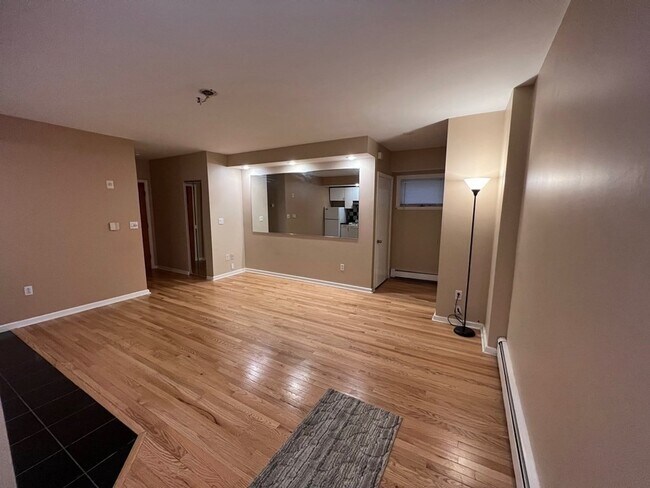 Foto del edificio - 372 Dorchester St