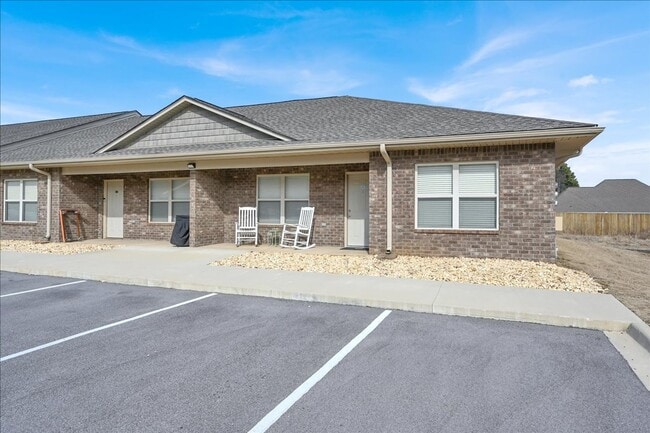 Building Photo - 2/2 Apartment - Killen, AL