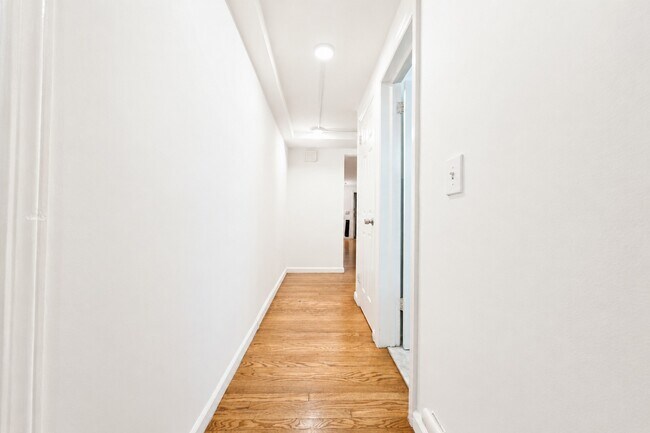 Foto del edificio - 343 Tremont Ave
