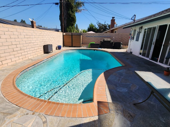 Photo - 3207 E Juniper Ave House