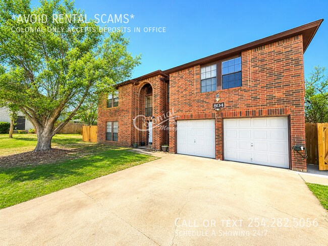 Building Photo - 804 Massengale Cir