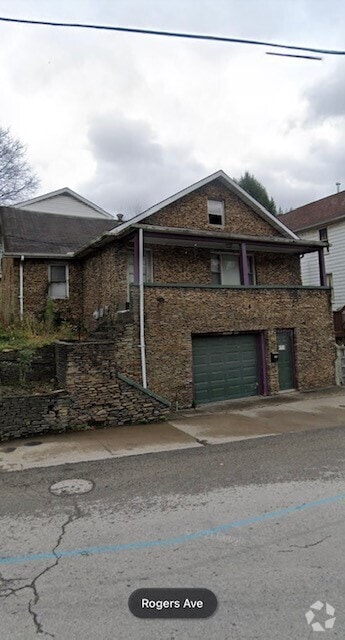Building Photo - 321 Rogers Ave