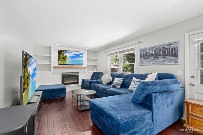 Foto del edificio - 2311 Mayflower St