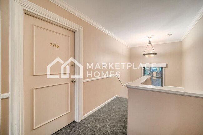 Foto del edificio - 25749 Woodward Ave