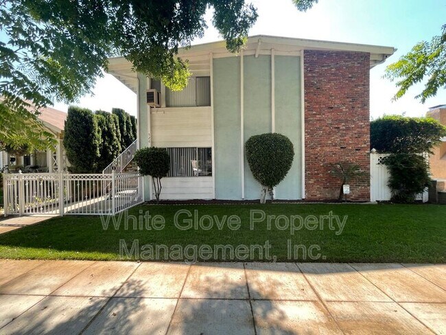 Foto del edificio - 526 W Chestnut St