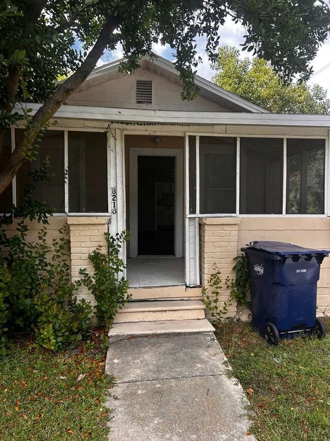 Building Photo - 8218 N Klondyke St