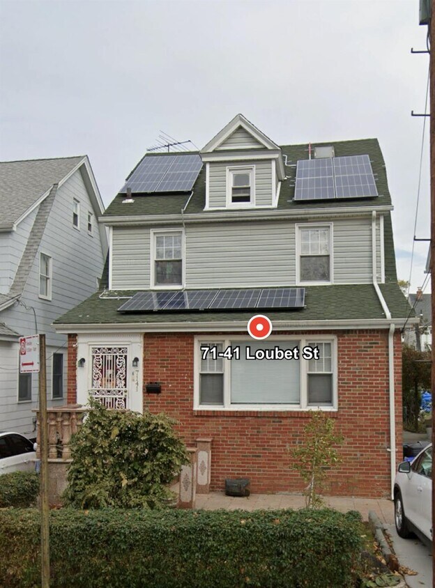 Foto principal - 71-41 Loubet St