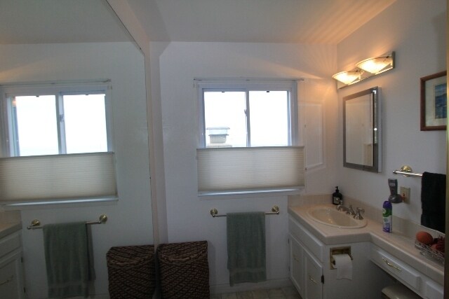 Foto del edificio - Serene Updated 3+ Bedroom with Pool & Hot Tub