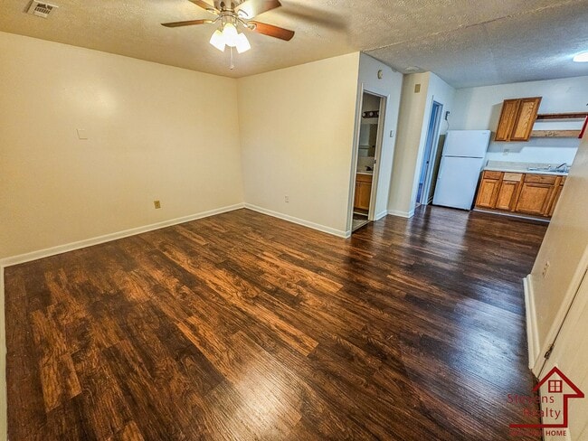 Building Photo - 289 Dogwood Pointe Dr