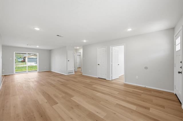 Foto del edificio - 3833 Finley Rd