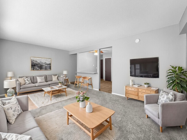 Living Room - Trilein Village Apartments