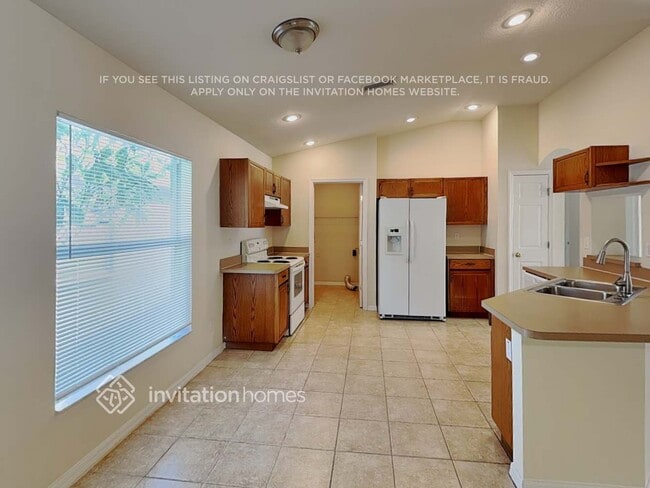 Building Photo - 11202 Summer Star Dr