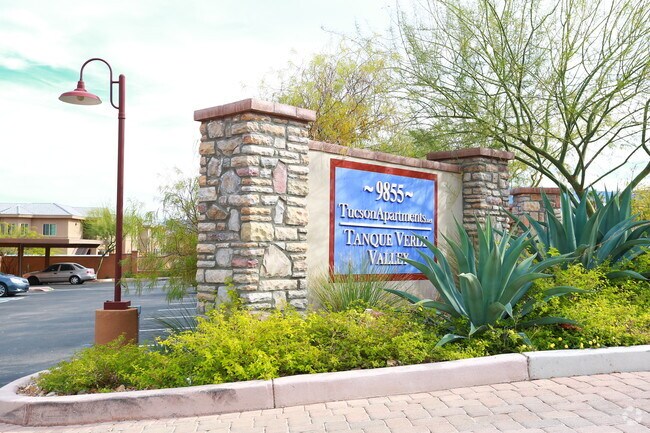 Tanque Verde Valley Apartments Tucson Az Sign Tanque Verde Valley Apartments
