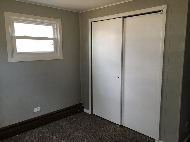 Building Photo - Spacious 3-Bedroom with Garage in Orion IL!