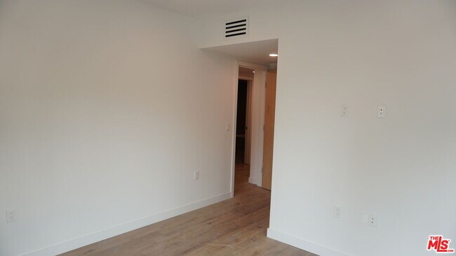 Foto del edificio - 10867 Fruitland Dr