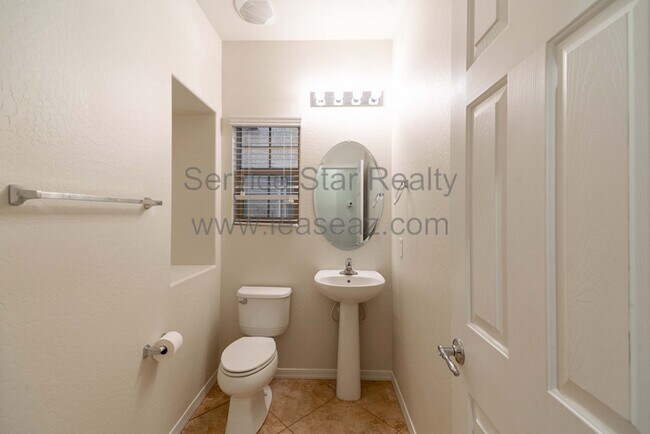 Building Photo - 21212 N 36th Pl