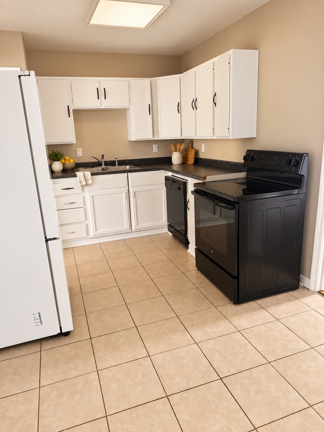 Kitchen - 1530 Bennington Cv