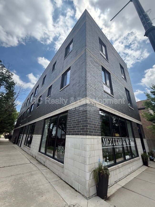 Building Photo - 3437 S Morgan St