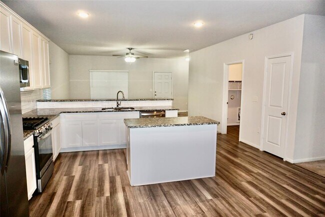 Foto del edificio - 210 Bent Creek Dr