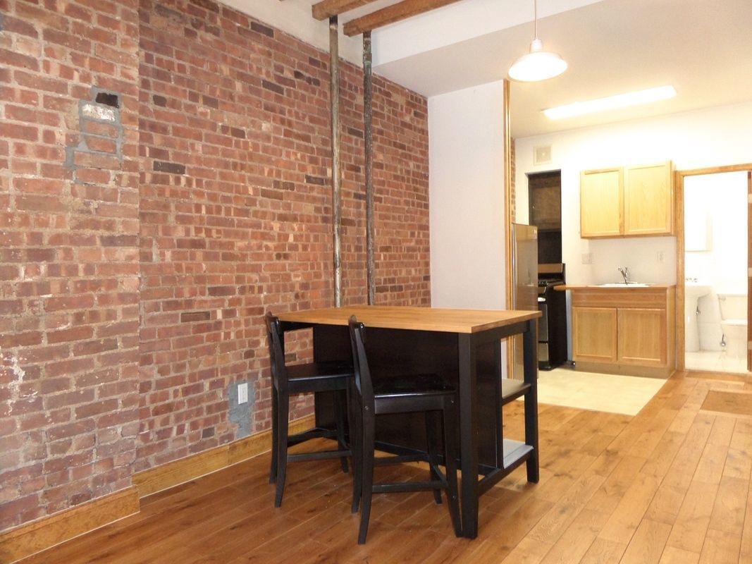Foto principal - 2252 1st Avenue