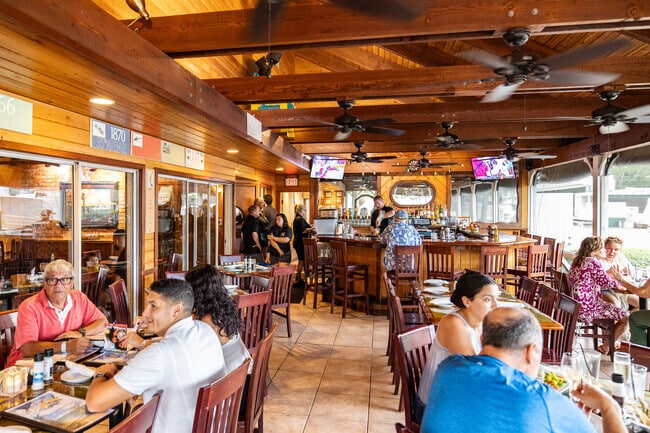 The Buzzard's Roost in Key Largo, FL has friendly service and delicious food.