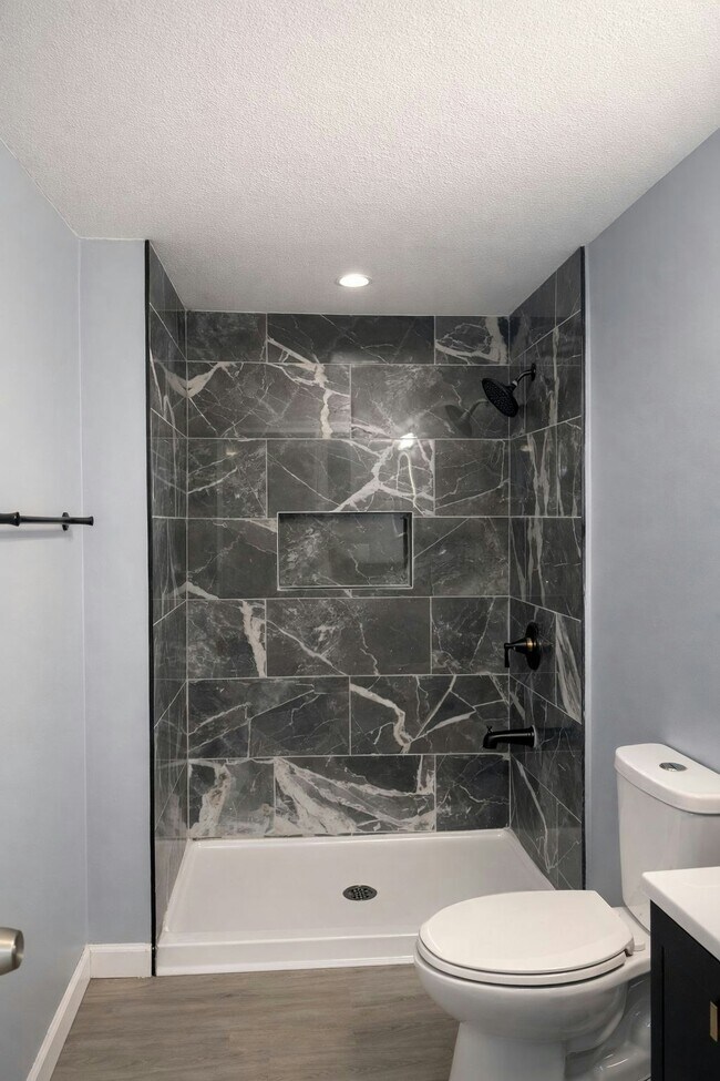 Foto del edificio - 112 Dunderry Ln