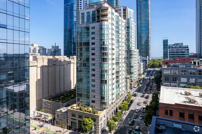 Foto del edificio - The Metropolitan