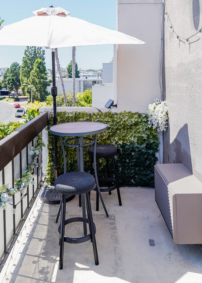 Foto del edificio - 3050 Rue D’Orleans