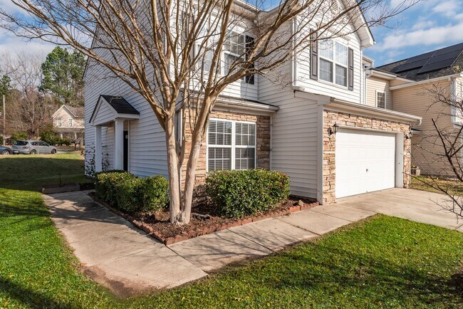 Building Photo - Nice 4 bedroom home in SW Durham with bonu...