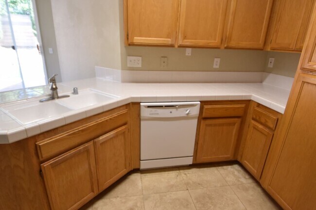 Building Photo - 1822 Autumn Meadow Dr